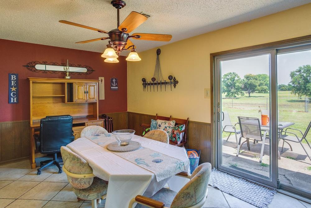 Pet-friendly Cartwright Home w/ Private Backyard!