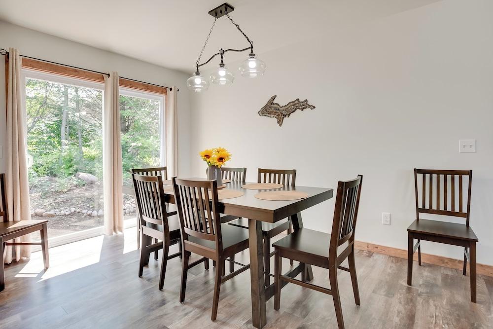 Wooded Hancock Home Near Ski & Snowmobile Trails!