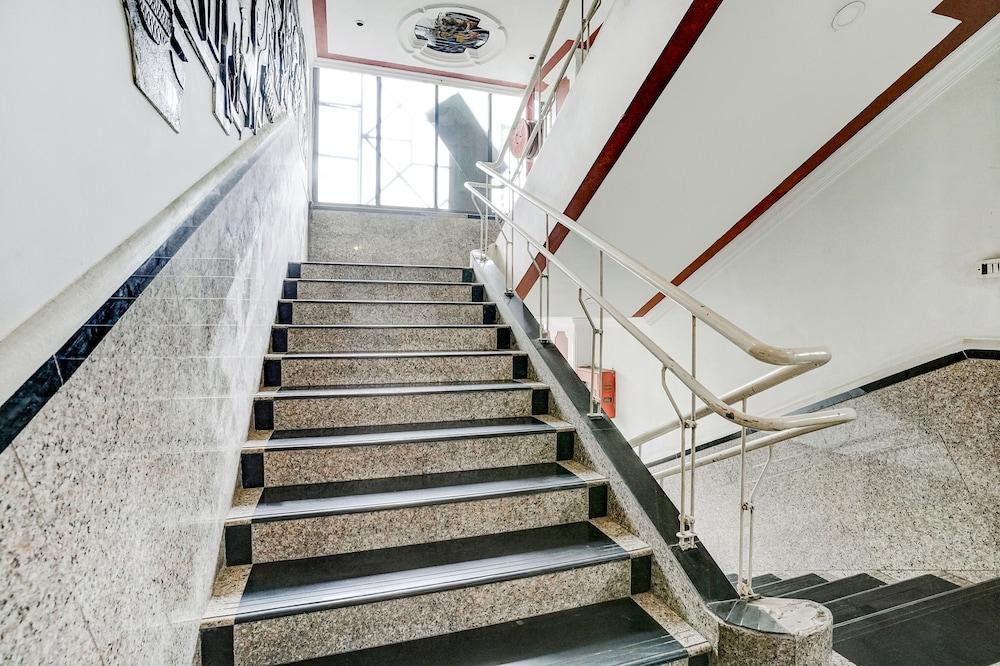 Fabhotel Silver Inn Ii