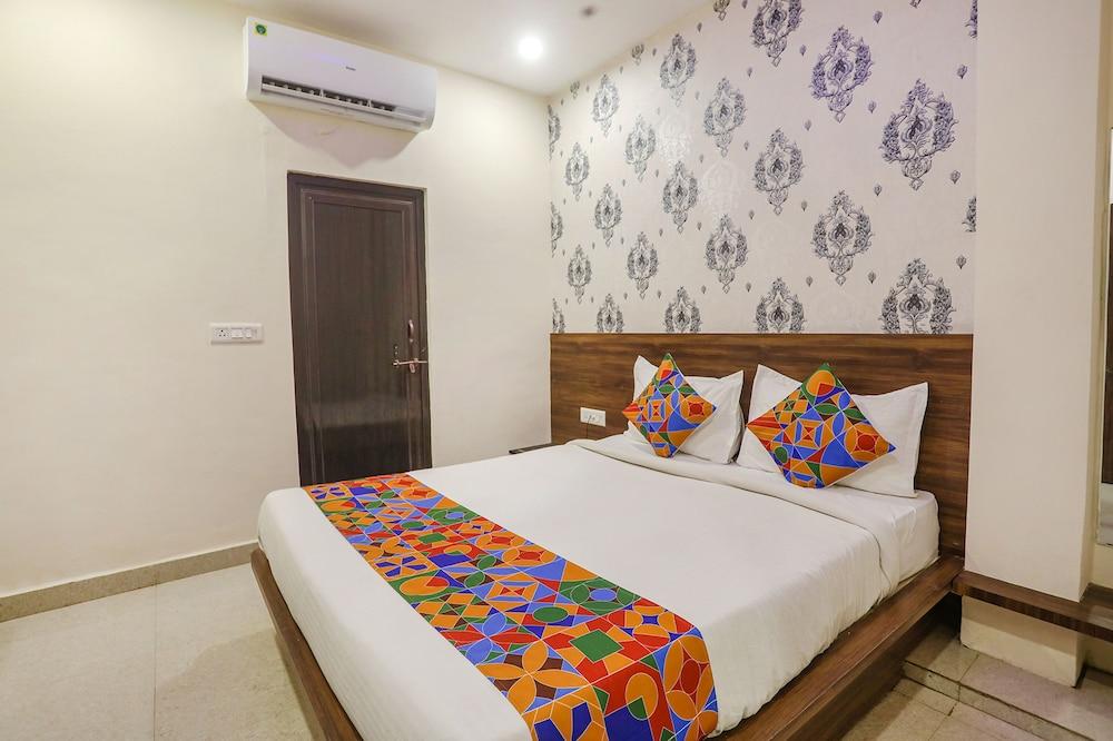 Fabhotel Prince Mama