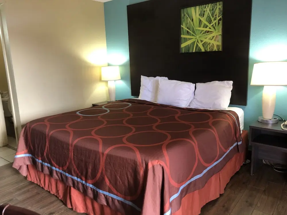 Super 8 by Wyndham Tulsa/Route 66