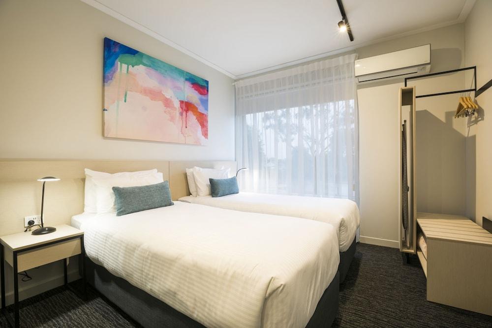 Nightcap at Playford Tavern