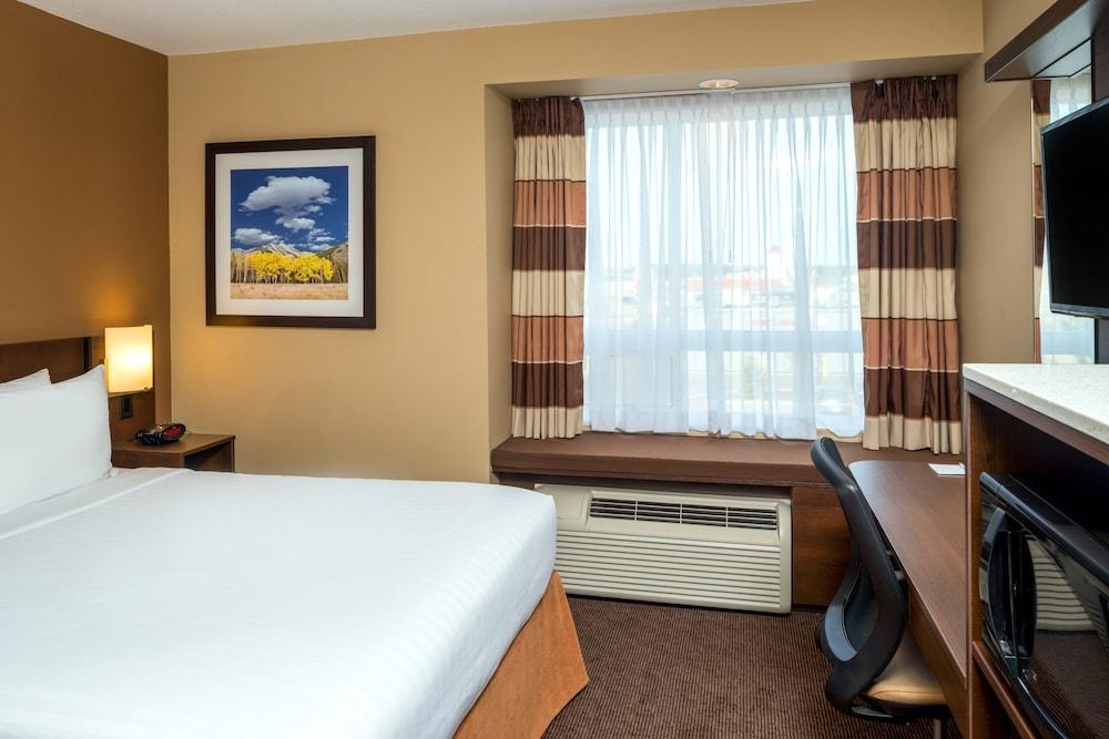 Microtel Inn & Suites by Wyndham Red Deer