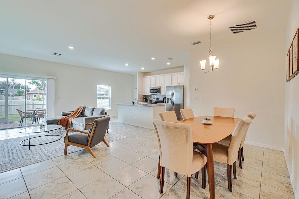 Dog-friendly Home w/ Screened Porch in Cape Coral!