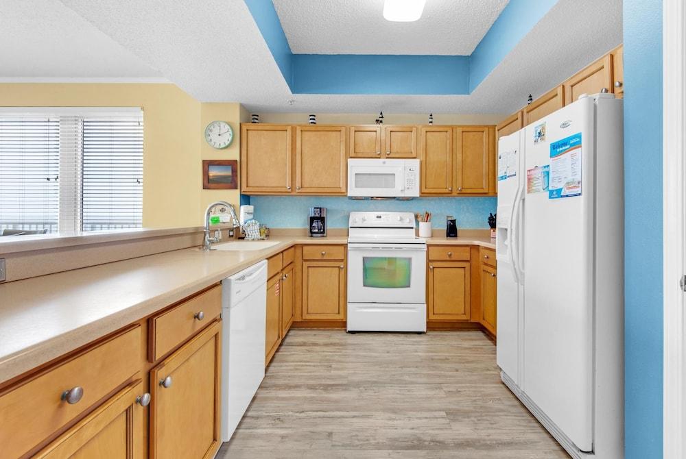 Summerwind Center 704