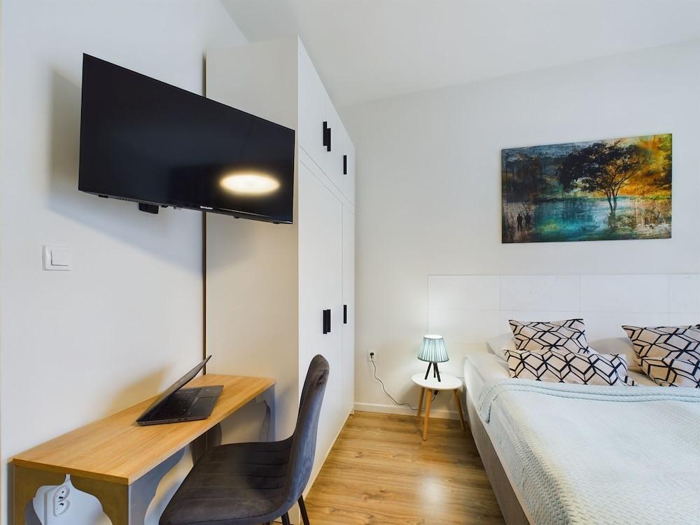 Studio Warsaw City Center by Renters