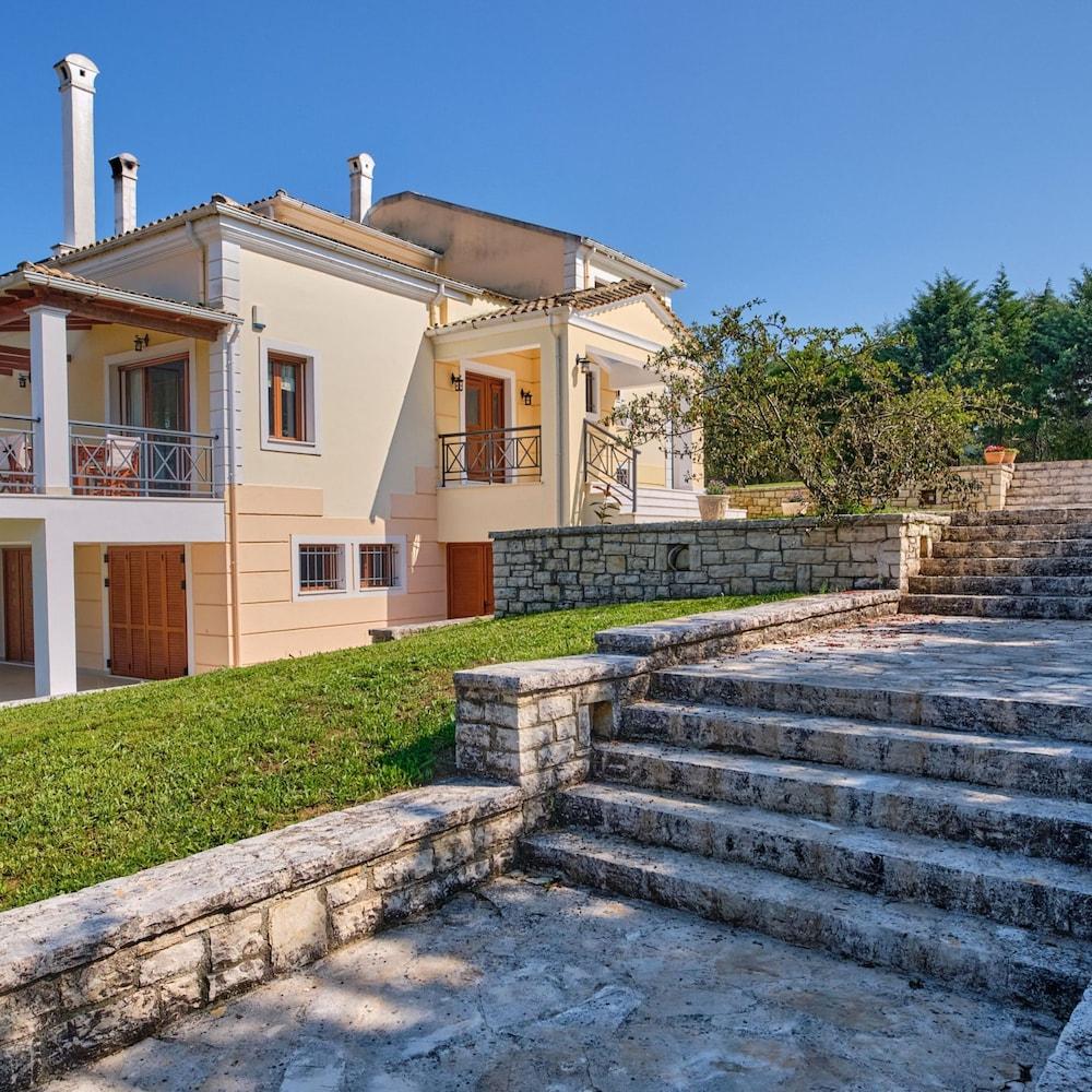 Utopia Beach Villa in Ionian Islands