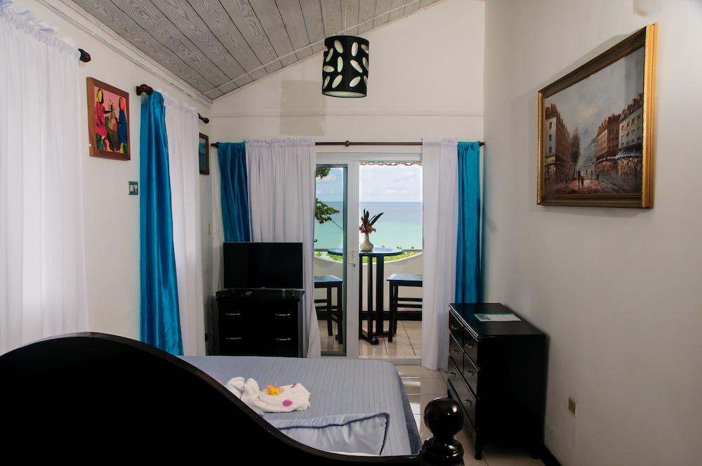 Firefly Beach Cottages and Suites