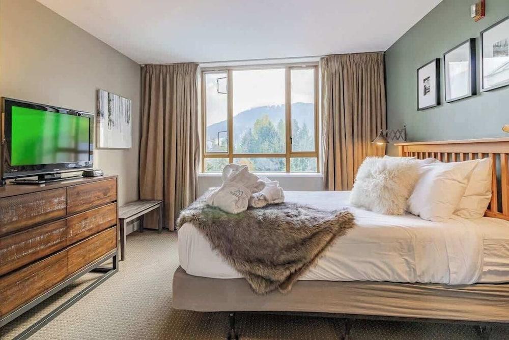 Top Floor Two Bedroom Suite in Whistler - 630
