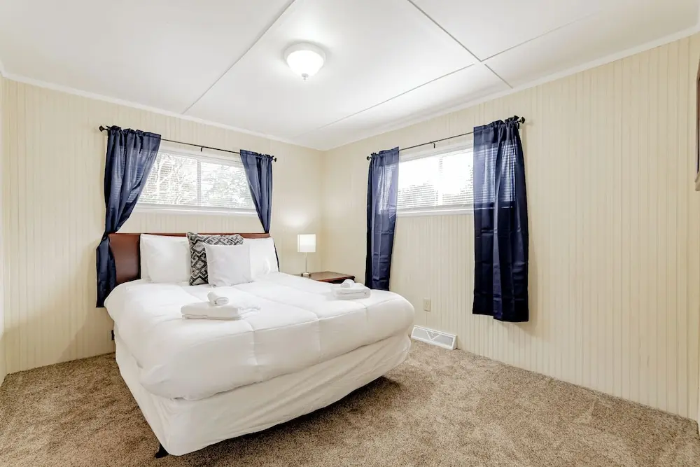 Adorable on Taylor Both Units