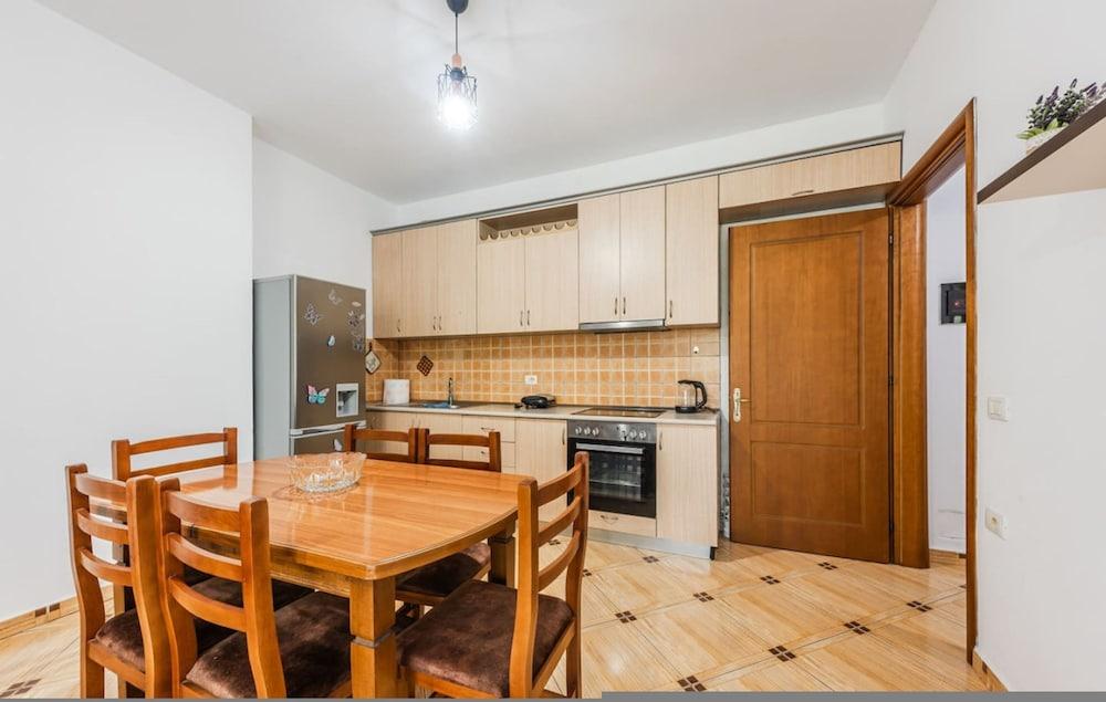 Harbor Hideaway Apartment