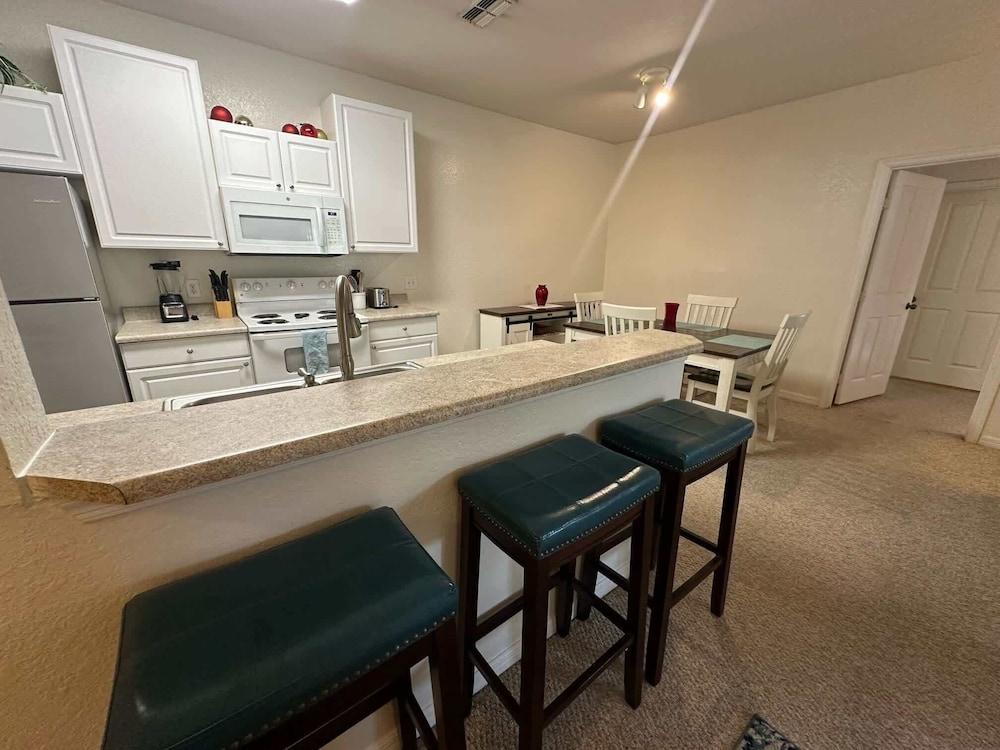 Second Floor 2-bedroom Condo in Southern Dunes