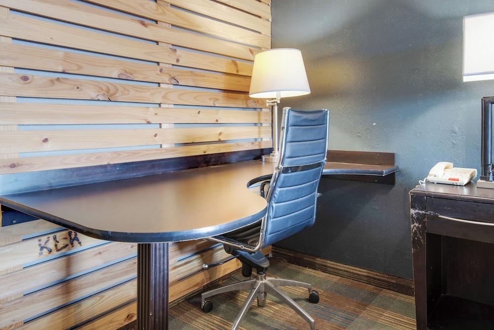 Capital O 3Y Motel Mount Vernon Renfro Valley