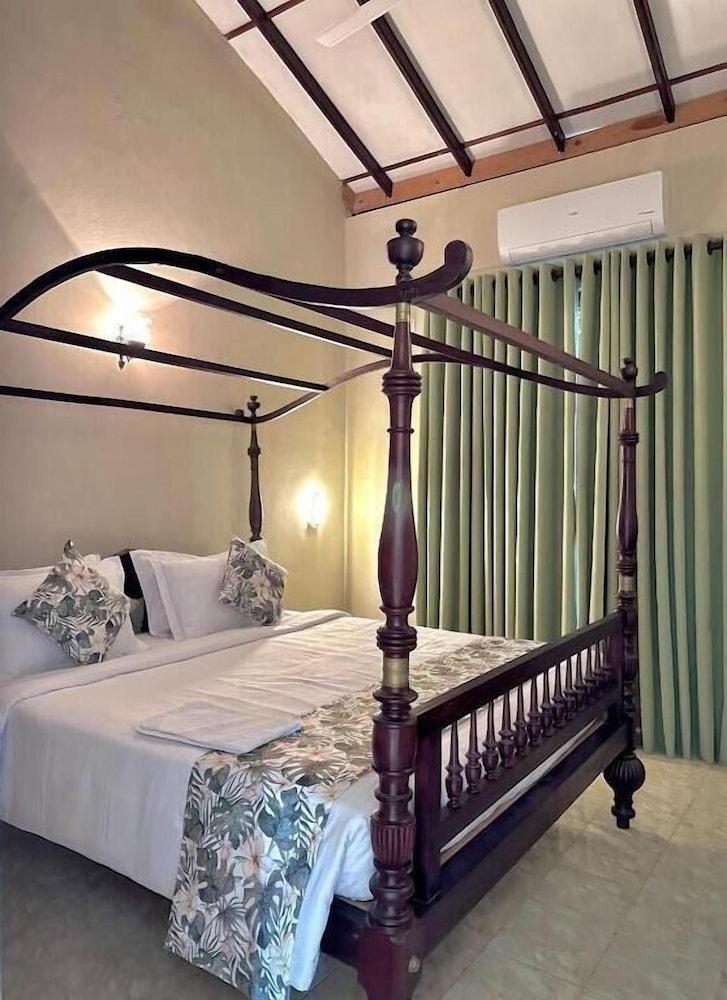 The Vitamin Sea Villa