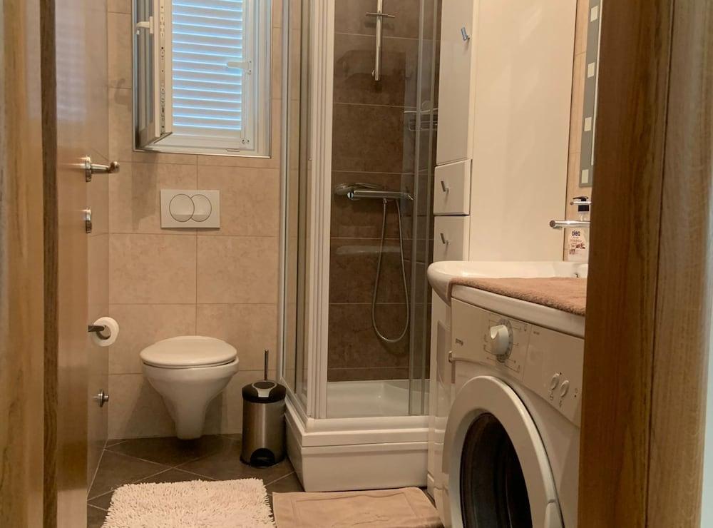 Tranquil and Stylish Apartment Krk With Balcony