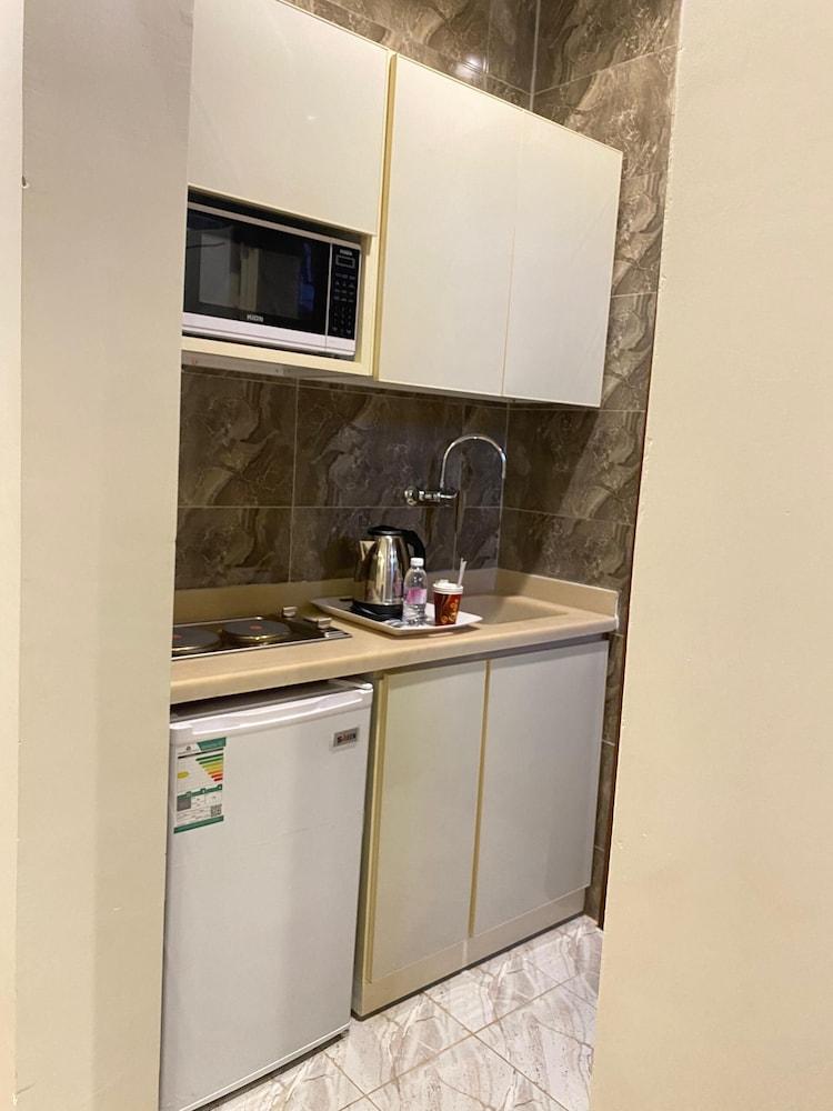 Agnehat Dark Serviced Apartments