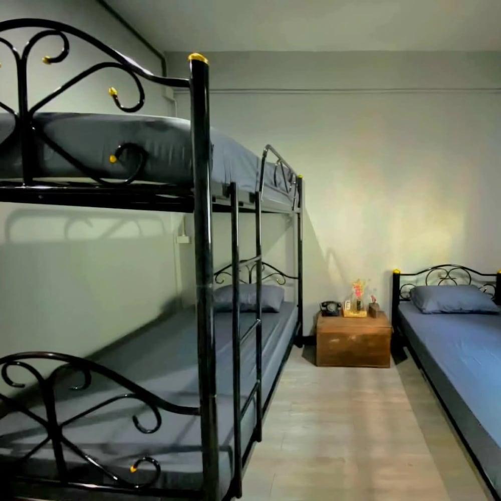 89 Bed & Studio hostel