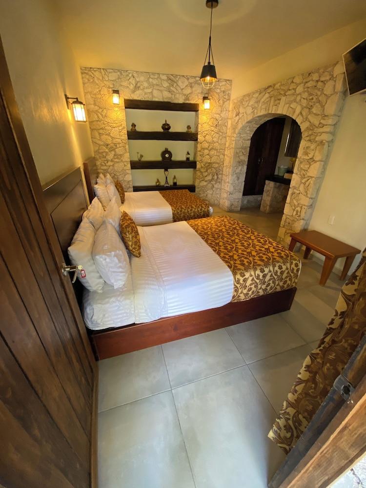 Hotel Boutique Don Faustino