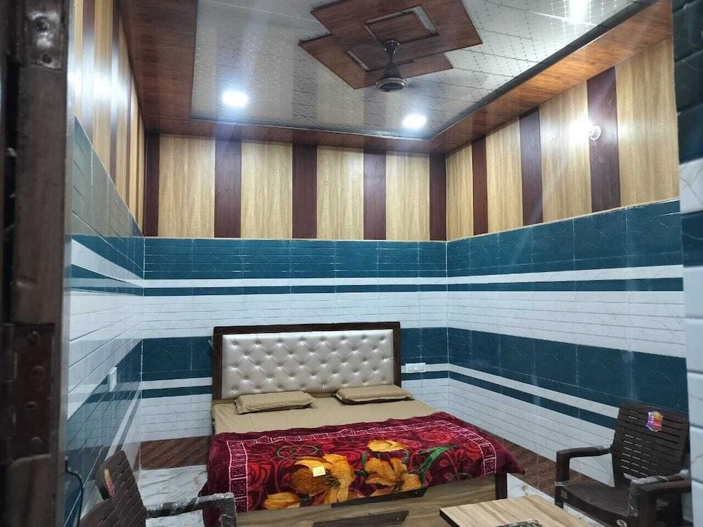 Shree Ram Saroj Aksh Dham