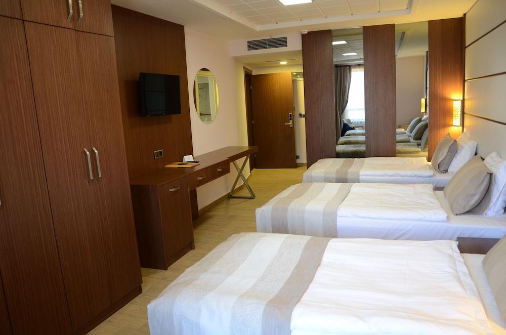 Safa Royal Museum Hotel