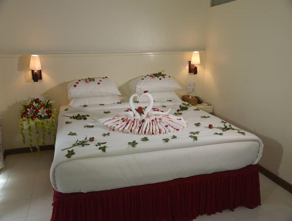 Taw Win Yadanar Hotel