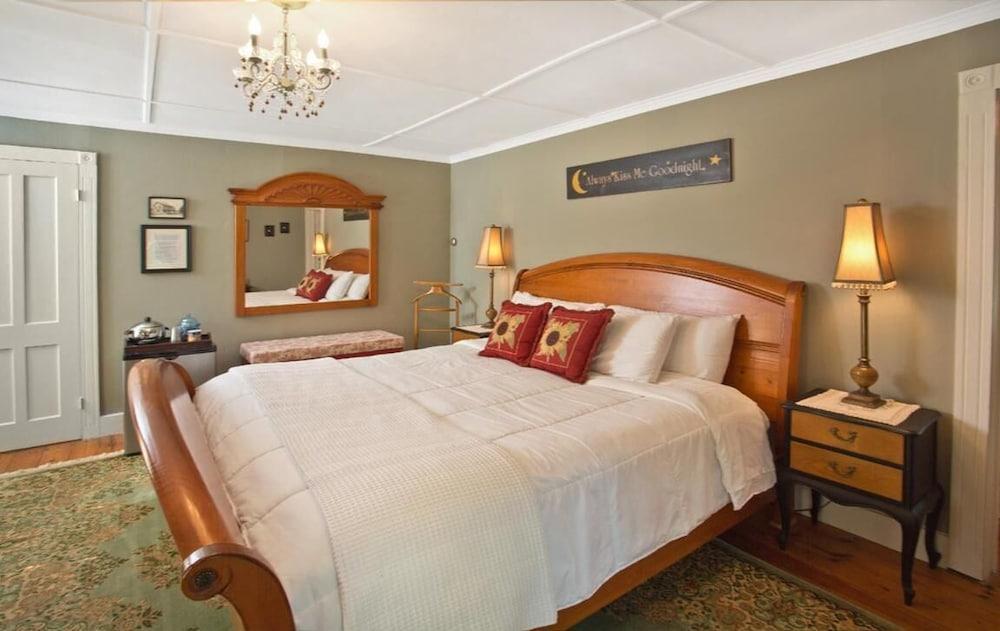 Changing Times Boutique Country Lodging