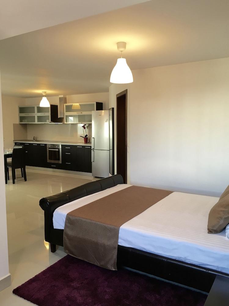 Elysium Accommodation