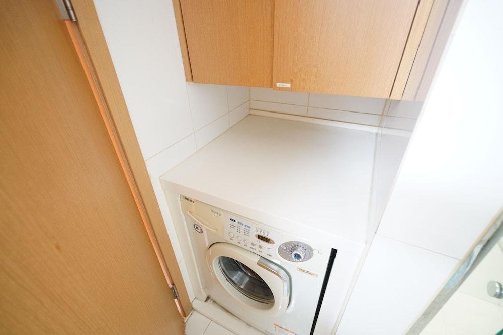 Jamsil Stn & Galleria Palace Apt B