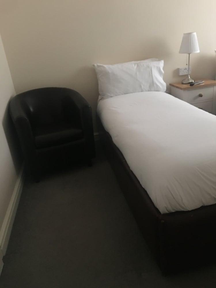 Bridge Farm Guesthouse