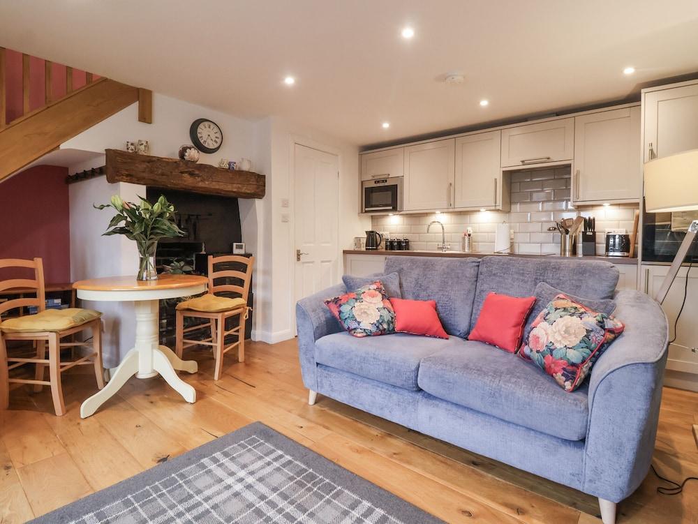 The Farmhouse Kitchen