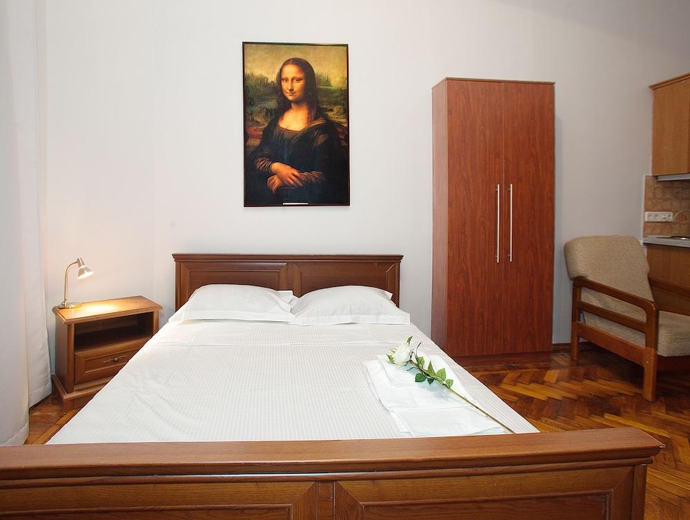 Renaissance Suites Odessa