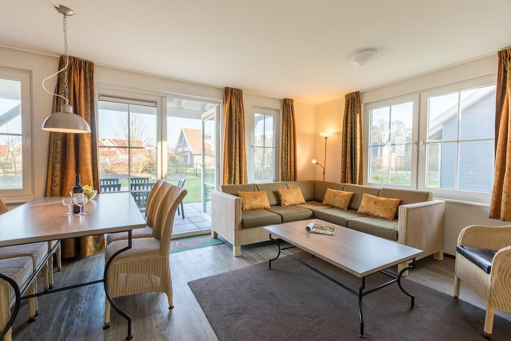 Villa at Klein Vink With Thermal Baths Access