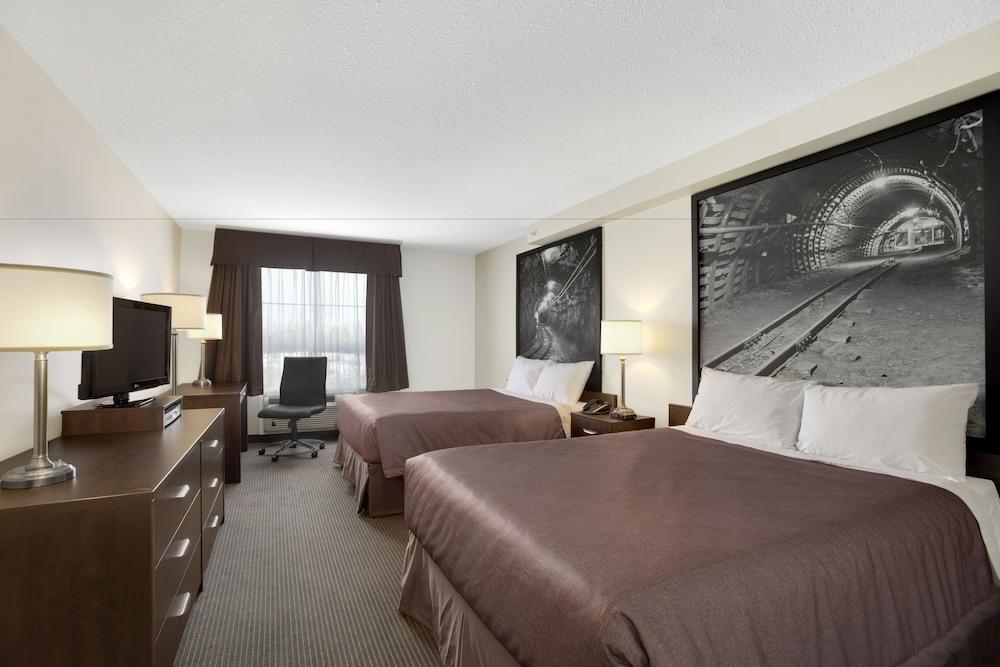 Super 8 by Wyndham Red Lake ON