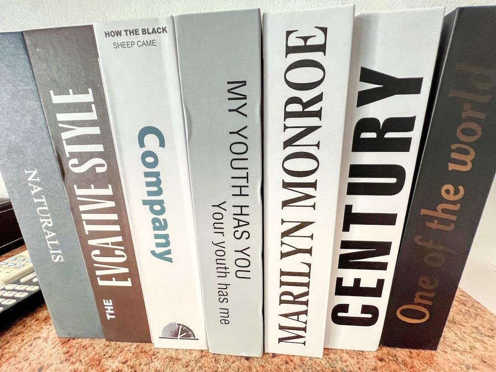 SR Sea View Apartments