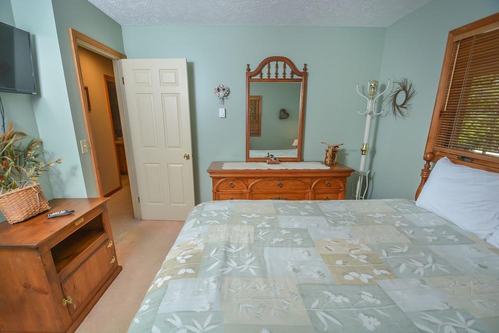 Paradise at Penn Cove