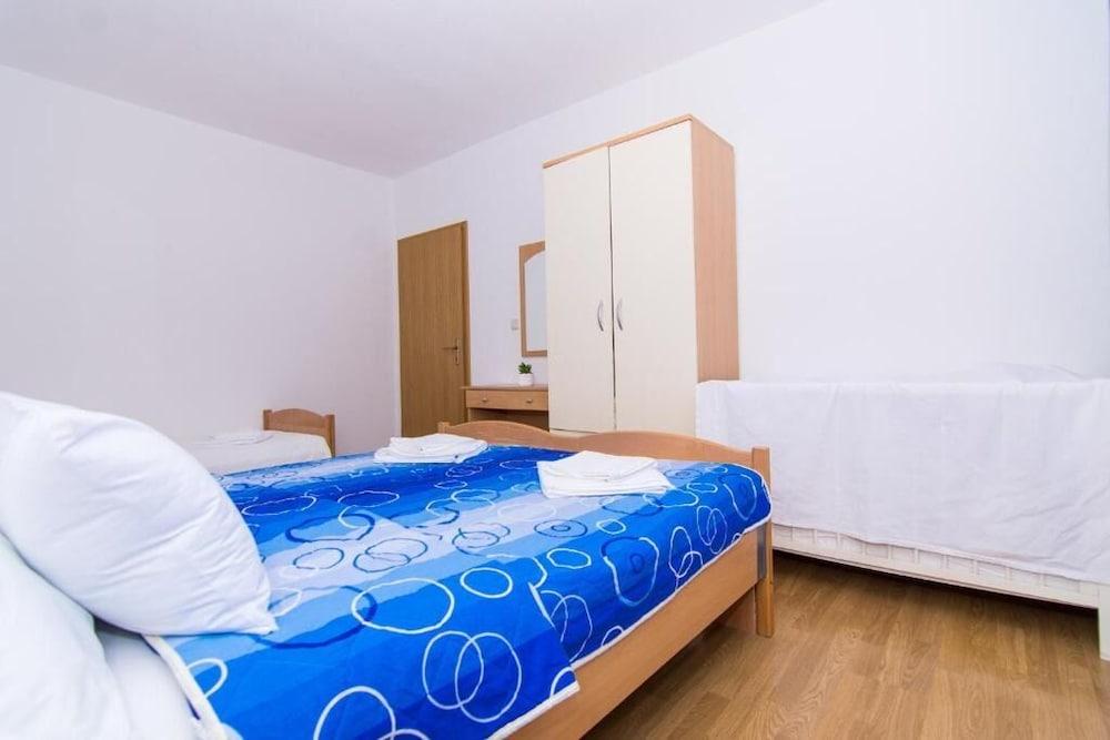 Mato - With Parking - A1