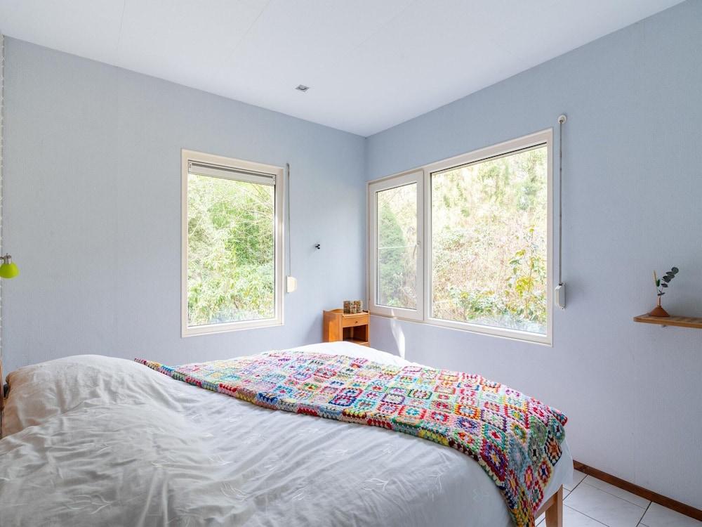 Arendonk Pondside Chalet