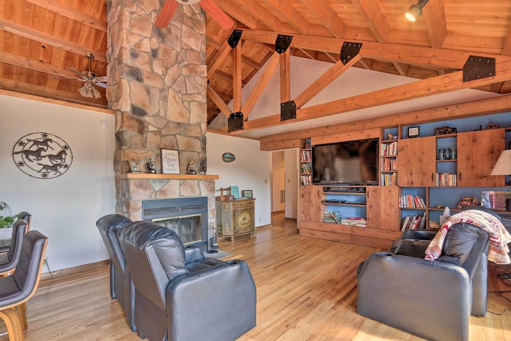 Family Retreat w/ Deck Near Appalachian Trail!