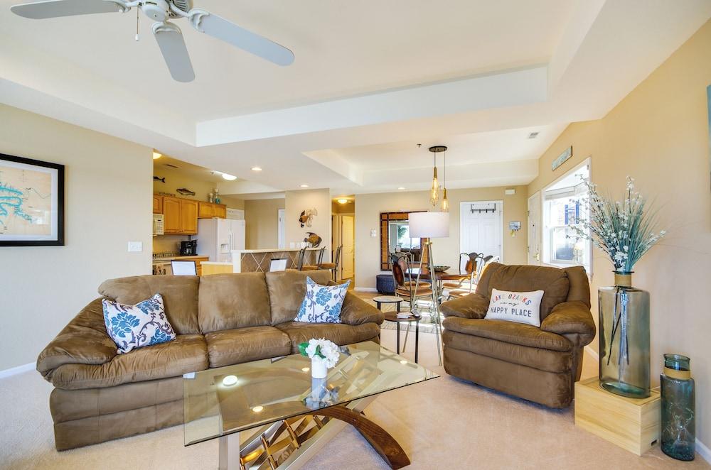 Pool Access, Water Views: Lake Ozark Condo!