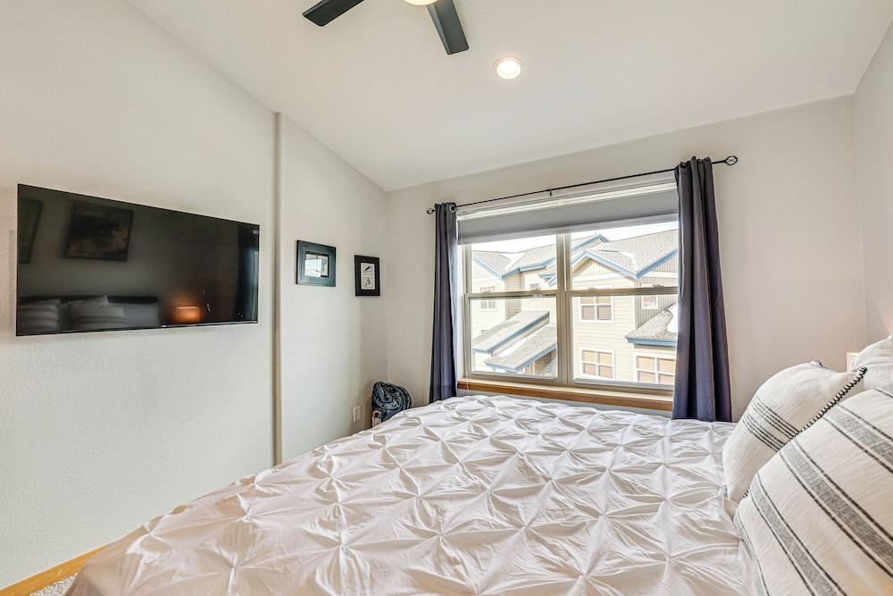 8 Mi to Keystone: Mtn-view Ski Retreat!