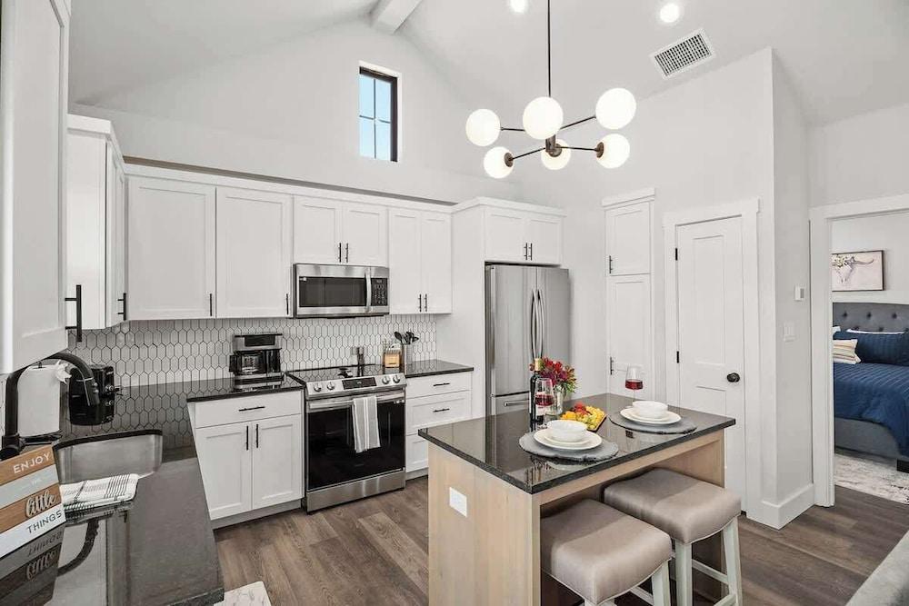 Fred's Joint With Hot Tub