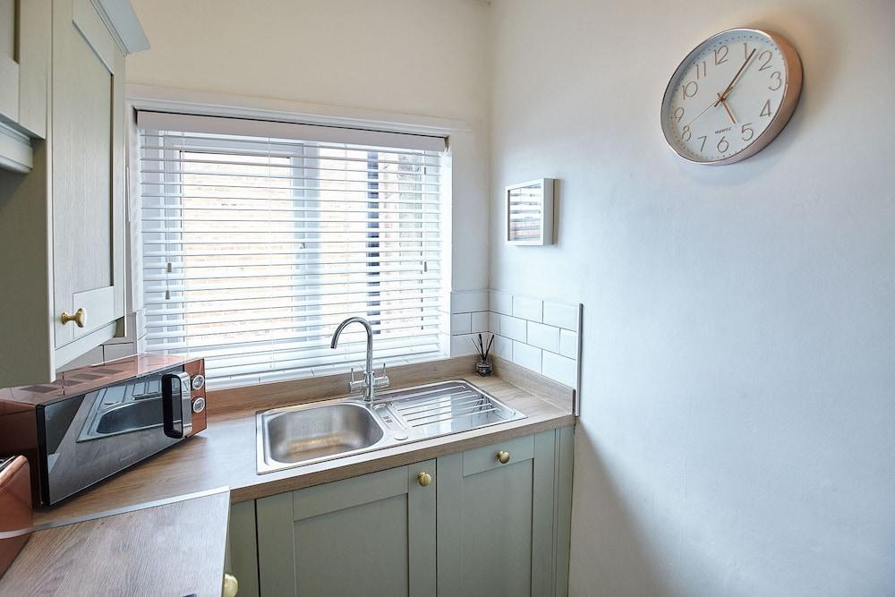 Host Stay Cobblestones